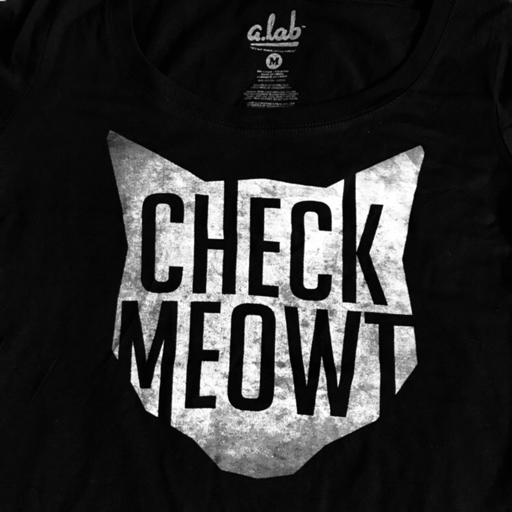Check Meowt T-Shirt - Picture 4 of 5